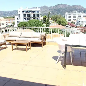 Beautiful Loft, Huge Sunny Terrace, View Over The And Sea Rosas
