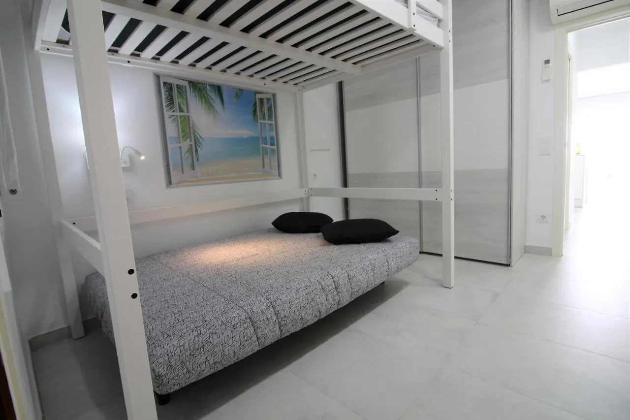 Apartamento Global Immo 1037 MEDA CHICA BX Rosas